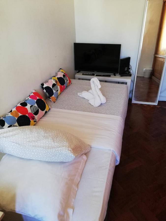 Fontana Guesthouse Lisboa Екстериор снимка